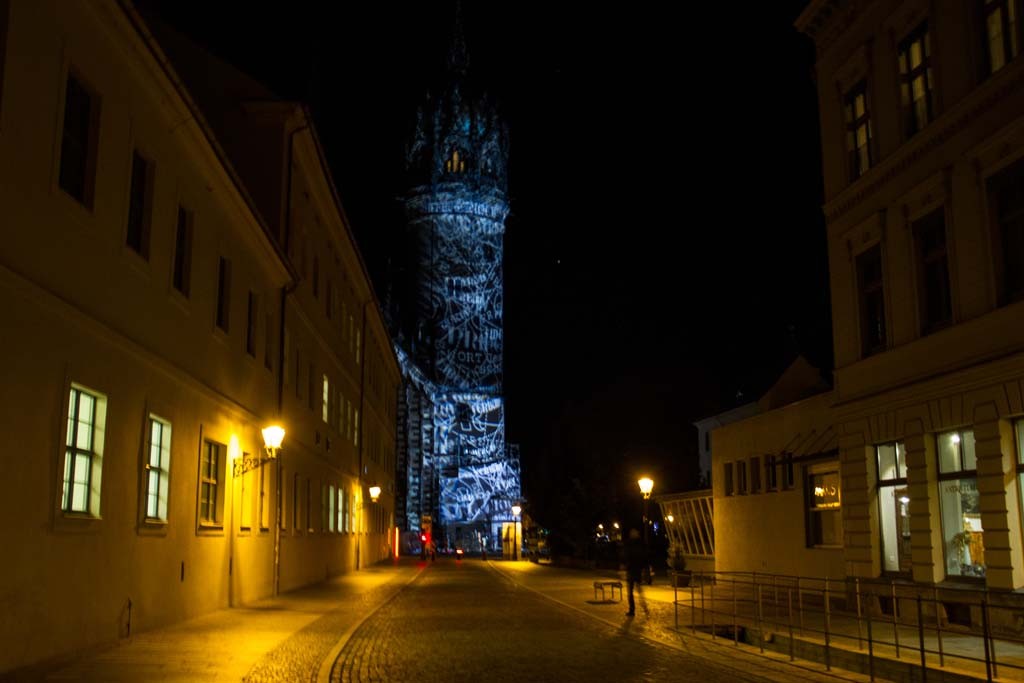 „luthERleuchtet“ – Lichtkunst-Aktion in Wittenberg