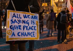 Give peace a chance | Foto: miha-rekar-hF setzUjUk-unsplash(1)
