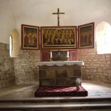 Kirche Leubingen Altar  Foto: Stiftung Kiba