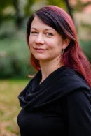  Daphne Mehnert