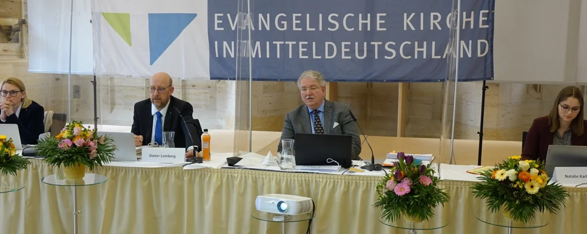 Neues Präsidium der Synode mit Dorit Lau-Stöber, Dieter Lomberg, Gerhard Stehli, Nathalie Karlapp (v.l.) Internet (EKM)