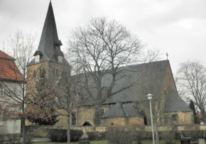 Leubingen Kirche | Foto: Foto: Wikswat