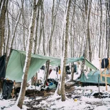 Bosnien Lager Winter Wald  Foto: Alea Horst