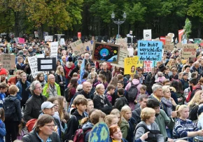 Klima-Demo Berlin  | Foto: Foto: epd bild/ Christian Ditsch
