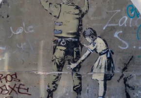 Banksy Soldat und Mädchen