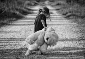 Mädchen mit Teddy | Foto: Foto: pixabay_girl-447701 1920