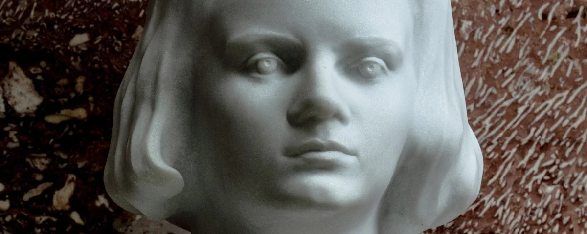 Büste Sophie Scholl von dem Bildhauer Wolfgang Eckert  in der Walhalla bei Donaustauf Regensburg (Wikipedia)