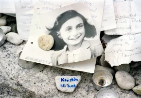 Mahnmal Anne Frank  | Foto: Foto: epd bild/ Norbert Neetz