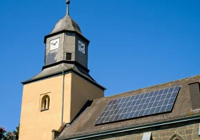 Kirche und Solar