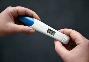 Schwangerschaftstest | Foto: Foto: epd bild/ Heike Lyding